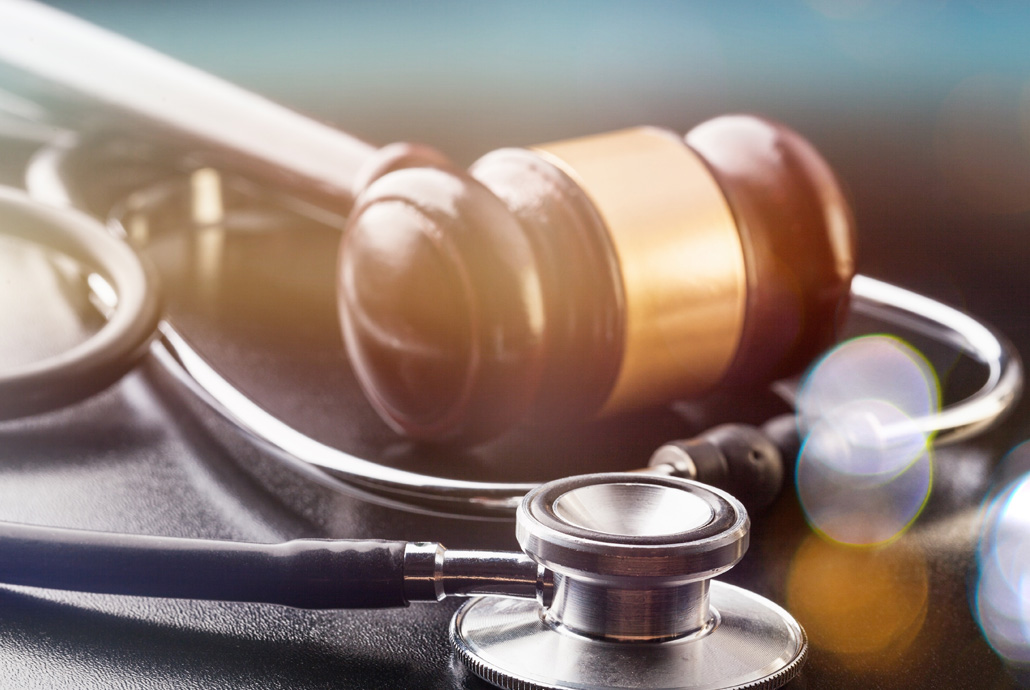 Une équipe d'experts juridiques spécialisés en santé. Une équipe d'experts juridiques spécialisés en santé.